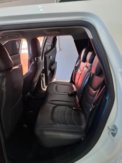 FIAT Toro 1.8 16V 4P FLEX FREEDOM AUTOM�TICO, Foto 18