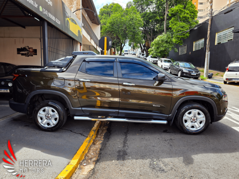 FIAT Toro 1.8 16V 4P FLEX FREEDOM AUTOM�TICO, Foto 5