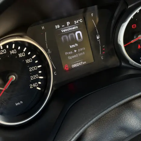 FIAT Toro 1.8 16V 4P FLEX FREEDOM AUTOM�TICO, Foto 9