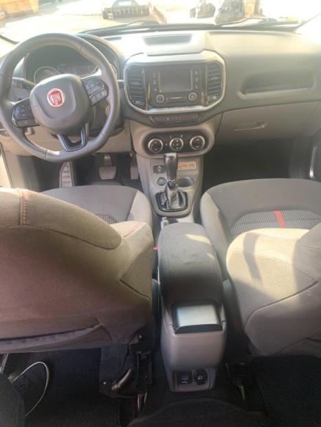 FIAT Toro 1.8 16V 4P FLEX FREEDOM AUTOM�TICO, Foto 8