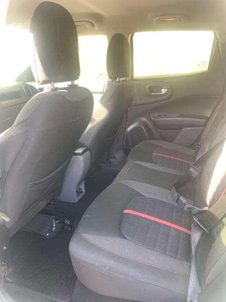 FIAT Toro 1.8 16V 4P FLEX FREEDOM AUTOM�TICO, Foto 9
