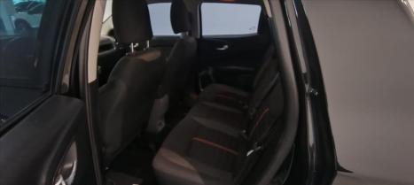 FIAT Toro 1.8 16V 4P FLEX FREEDOM AUTOM�TICO, Foto 9