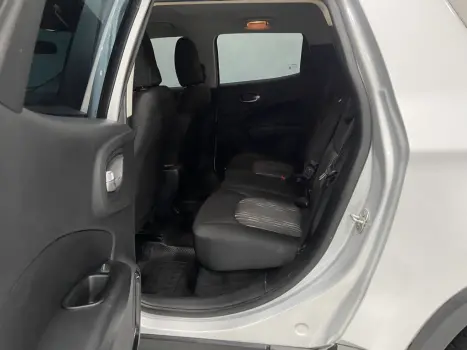 FIAT Toro 1.8 16V 4P FLEX FREEDOM AUTOM�TICO, Foto 11