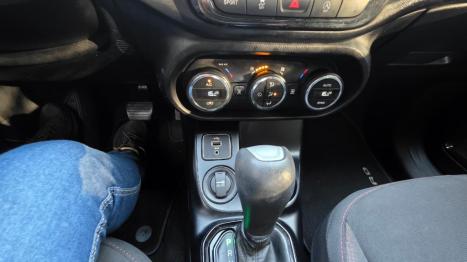 FIAT Toro 1.8 16V 4P FLEX FREEDOM AUTOM�TICO, Foto 5