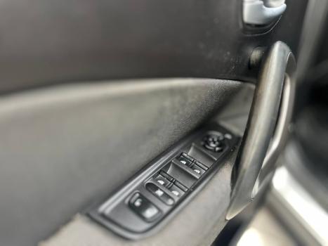 FIAT Toro 1.8 16V 4P FLEX FREEDOM AUTOM�TICO, Foto 7