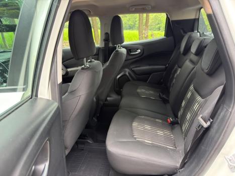 FIAT Toro 1.8 16V 4P FLEX FREEDOM AUTOMÁTICO, Foto 8