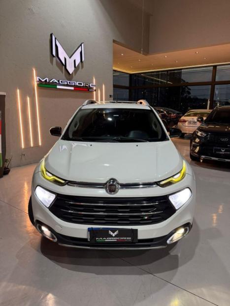 FIAT Toro 2.0 16V 4P VOLCANO 4WD TURBO DIESEL AUTOMTICO, Foto 2