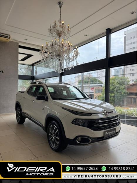 FIAT Toro 2.0 16V 4P VOLCANO 4WD TURBO DIESEL AUTOMÁTICO, Foto 4 FIAT Toro 2.0 16V 4P VOLCANO 4WD TURBO DIESEL AUTOMÁTICO, Foto 4