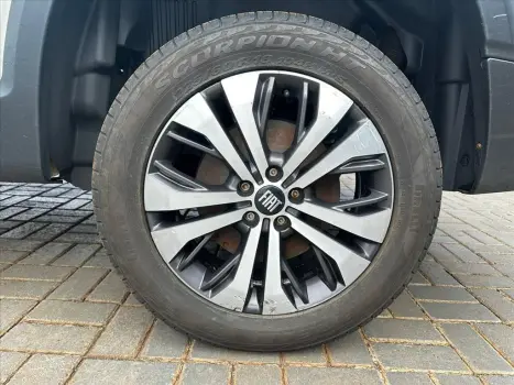 FIAT Toro 2.0 16V 4P VOLCANO 4WD TURBO DIESEL AUTOM�TICO, Foto 9