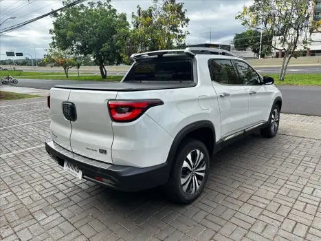 FIAT Toro 2.0 16V 4P VOLCANO 4WD TURBO DIESEL AUTOM�TICO, Foto 4