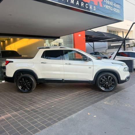 FIAT Toro 2.0 16V 4P VOLCANO 4WD TURBO DIESEL AUTOMÁTICO, Foto 3 FIAT Toro 2.0 16V 4P VOLCANO 4WD TURBO DIESEL AUTOMÁTICO, Foto 3