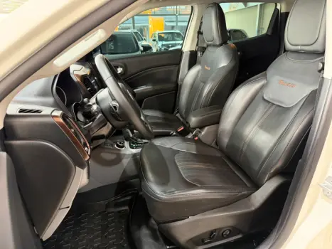 FIAT Toro 2.0 16V 4P VOLCANO 4WD TURBO DIESEL AUTOMTICO, Foto 10