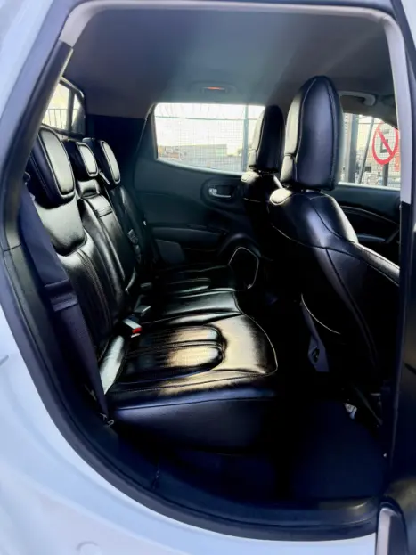 FIAT Toro 2.0 16V 4P VOLCANO 4WD TURBO DIESEL AUTOMTICO, Foto 8