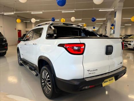 FIAT Toro 2.0 16V 4P 4WD RANCH TURBO DIESEL AUTOM�TICO, Foto 4