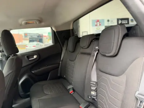 FIAT Toro 2.0 16V 4P 4WD FREEDOM TURBO DIESEL  AUTOM�TICO, Foto 18