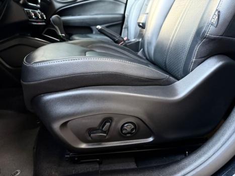 FIAT Toro 2.0 16V 4P VOLCANO 4WD TURBO DIESEL AUTOM�TICO, Foto 18