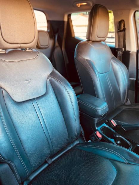 FIAT Toro 2.0 16V 4P VOLCANO 4WD TURBO DIESEL AUTOM�TICO, Foto 5