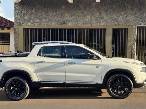 FIAT Toro 2.0 16V 4P VOLCANO 4WD TURBO DIESEL AUTOM�TICO, Foto 2