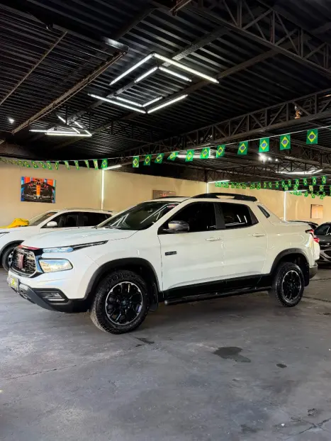 FIAT Toro 2.0 16V 4P 4WD ULTRA TURBO DIESEL AUTOM�TICO, Foto 2