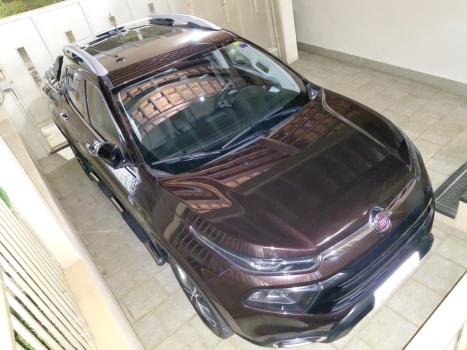 FIAT Toro 2.0 16V 4P VOLCANO 4WD TURBO DIESEL AUTOM�TICO, Foto 2
