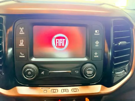 FIAT Toro 2.0 16V 4P VOLCANO 4WD TURBO DIESEL AUTOMÁTICO, Foto 3