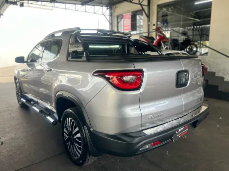 FIAT Toro 2.2 16V 4P 4WD RANCH TURBO DIESEL AUTOMTICO, Foto 4