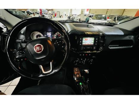 FIAT Toro 2.4 16V 4P FREEDOM MULTIAIR FLEX AUTOM�TICO, Foto 13