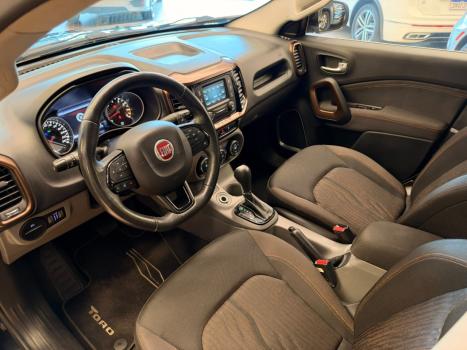 FIAT Toro 2.4 16V 4P MULTIAIR FLEX VOLCANO AUTOMÁTICO, Foto 6