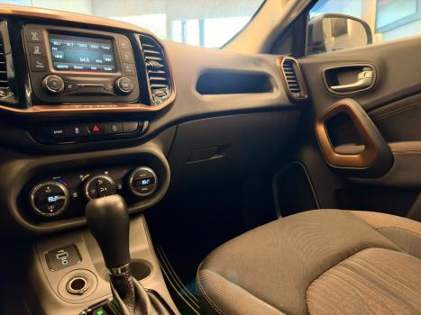 FIAT Toro 2.4 16V 4P MULTIAIR FLEX VOLCANO AUTOMÁTICO, Foto 11