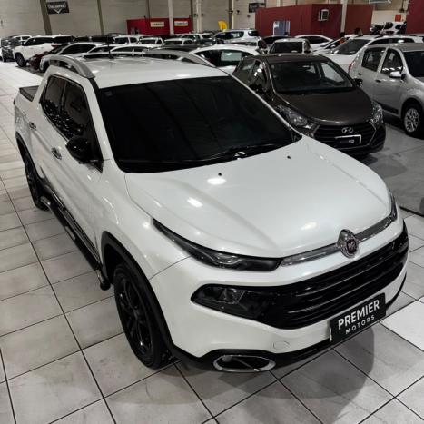 FIAT Toro 2.4 16V 4P MULTIAIR FLEX VOLCANO AUTOMÁTICO, Foto 3