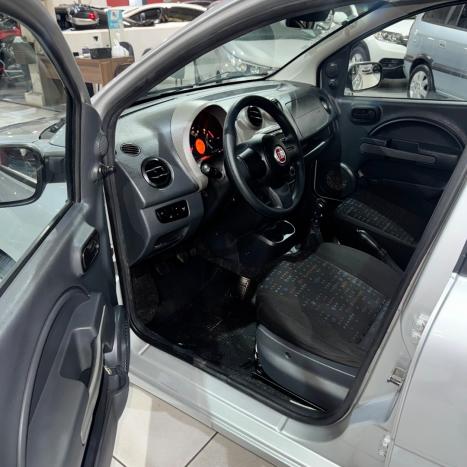 FIAT Uno 1.0 4P FLEX EVO VIVACE CELEBRATION, Foto 8