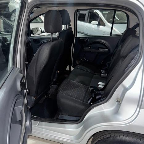 FIAT Uno 1.0 4P FLEX EVO VIVACE CELEBRATION, Foto 10