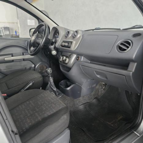 FIAT Uno 1.0 4P FLEX EVO VIVACE CELEBRATION, Foto 8