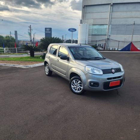 FIAT Uno 1.0 4P FLEX ATTRACTIVE, Foto 1