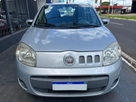 FIAT Uno 1.0 4P FLEX EVO VIVACE CELEBRATION, Foto 5