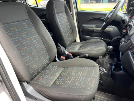 FIAT Uno 1.0 4P FLEX EVO VIVACE CELEBRATION, Foto 9