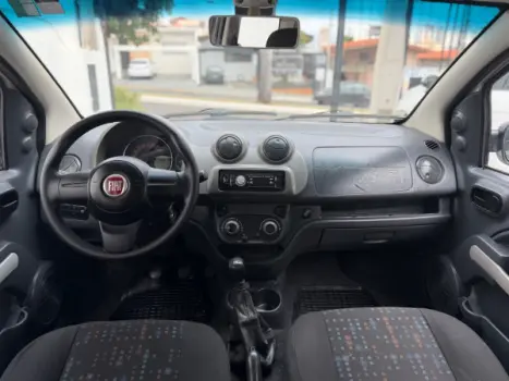 FIAT Uno 1.0 4P FLEX EVO VIVACE CELEBRATION, Foto 6