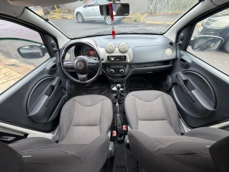 FIAT Uno 1.0 4P FLEX EVO VIVACE CELEBRATION, Foto 11