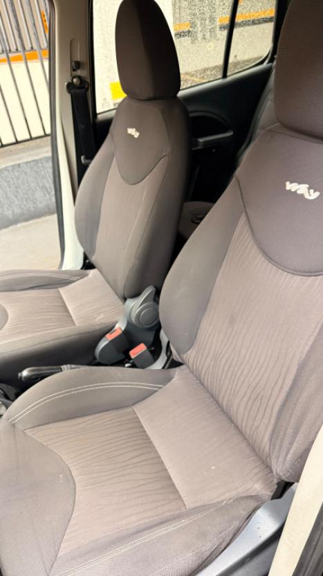 FIAT Uno 1.0 4P FLEX WAY CELEBRATION, Foto 5