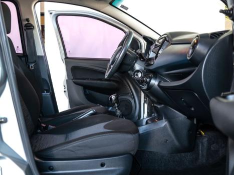 FIAT Uno 1.0 FLEX EVO ATTRACTIVE, Foto 5