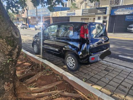 FIAT Uno 1.0 FLEX VIVACE, Foto 4