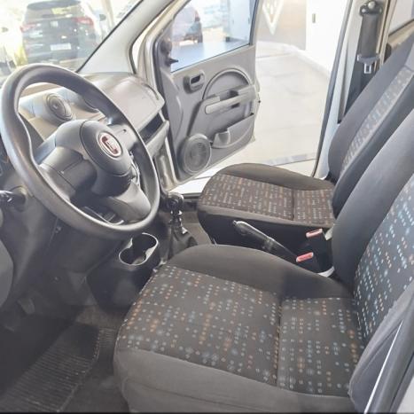 FIAT Uno 1.0 FLEX VIVACE CELEBRATION, Foto 6