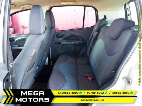 FIAT Uno 1.4 4P FLEX ATTRACTIVE, Foto 4 FIAT Uno 1.4 4P FLEX ATTRACTIVE, Foto 4