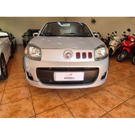 FIAT Uno 1.4 4P FLEX SPORTING, Foto 2