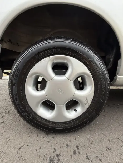 FORD Courier 1.6 FLEX L, Foto 14