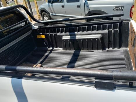 FORD Courier 1.6 FLEX XL, Foto 5