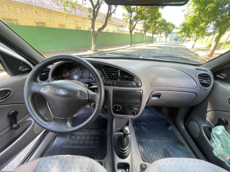 FORD Courier 1.6 L, Foto 7