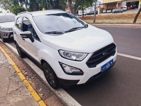 FORD Ecosport 1.5 12V 4P TI-VCT FLEX FREESTYLE AUTOMTICO, Foto 4