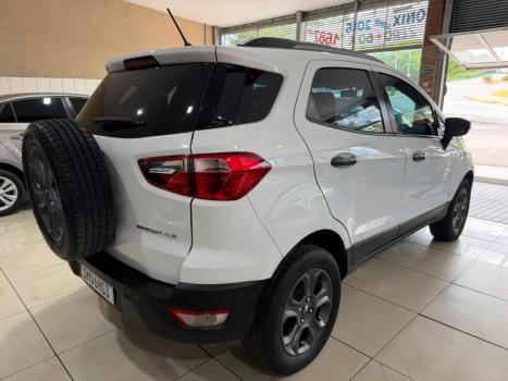 FORD Ecosport 1.5 12V 4P TI-VCT FLEX FREESTYLE AUTOM�TICO, Foto 4