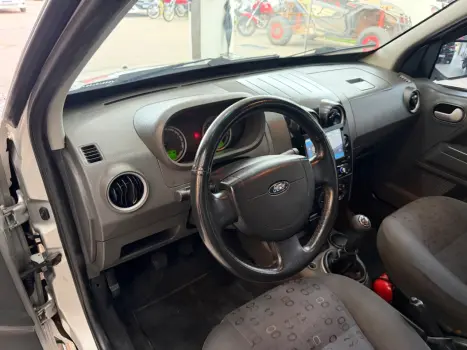 FORD Ecosport 1.6 4P XLT, Foto 9